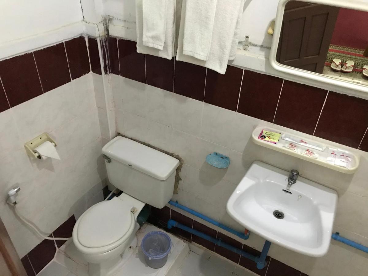 Pyay Smile Motel מראה חיצוני תמונה